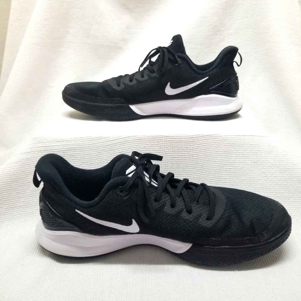 Nike Mamba Focus Basketball Sneakers